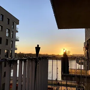 Luxuswohnung Mit Weserblick Nähe BRE