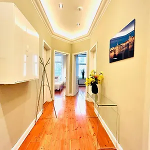 Blue Apartment's Hamburg